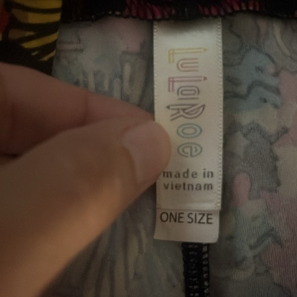 LuLaRoe leggings - Picture 3 of 3